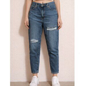 Levi's Women's Mom Jeans W32 L27 NWT High Rise Cropped Ripped Distressed